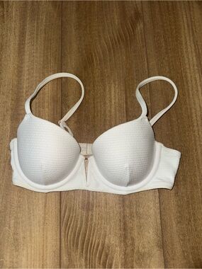 Shade & Shore White Textured Padded Bikini Top